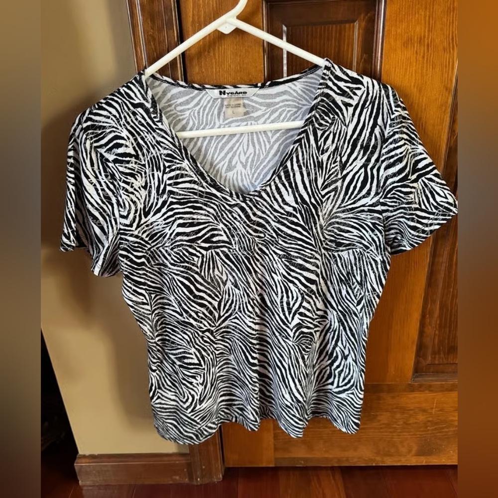 Women's Zebra Print Top